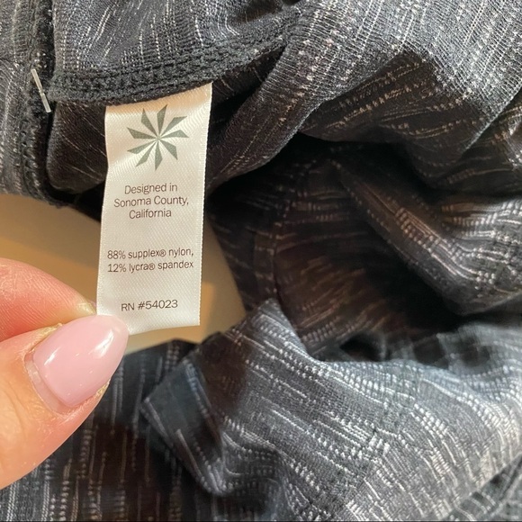 NWT Stone High Waisted Metro Legging Size XS - Picture 6 of 10